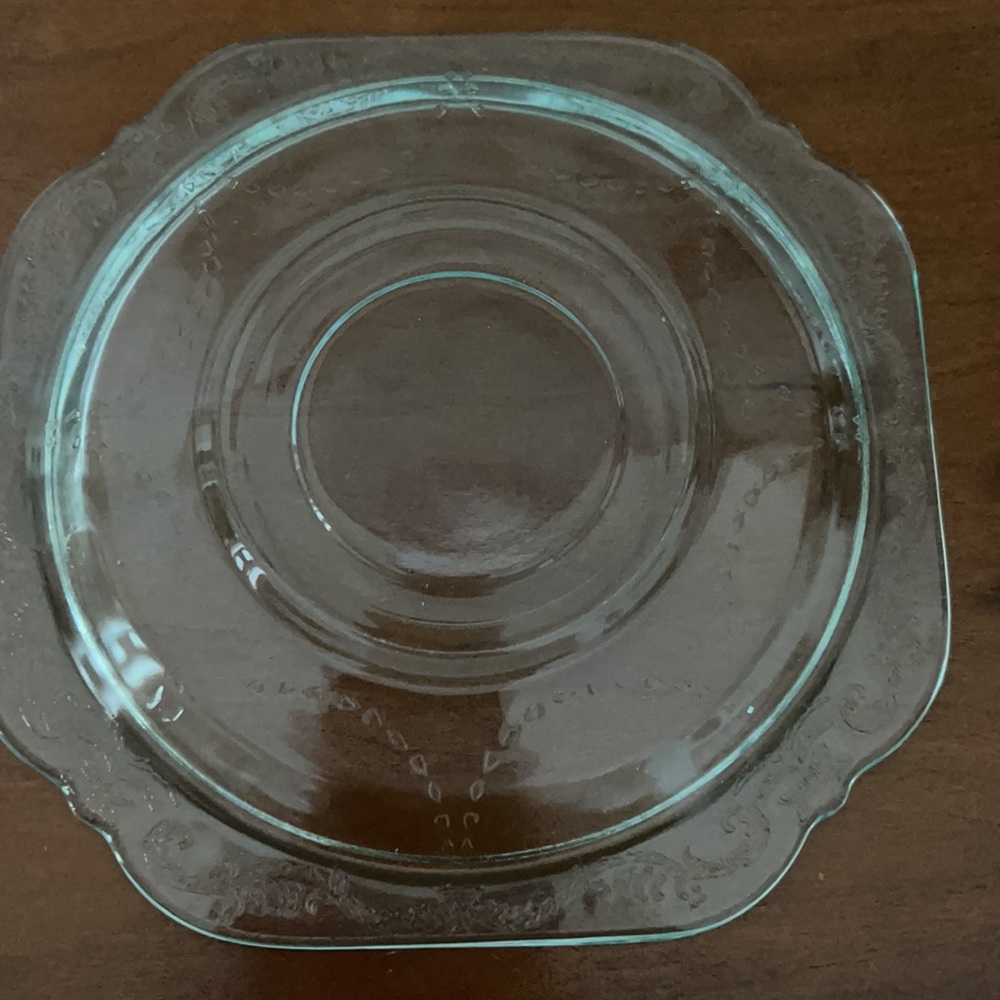 Federal Glass Recollection Cup and Saucer, 1970 - Picture 6 of 9